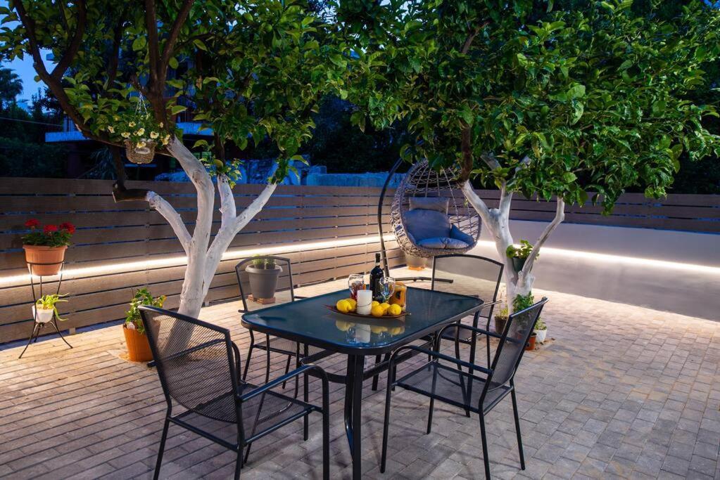 Lemon Garden Stylish Private Apartment Kalamáta Kültér fotó